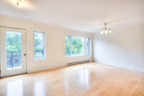 Living Room - 6862 Av. Irwin, Montréal (Le Sud-Ouest), QC - Indoor Photo Showing Other Room