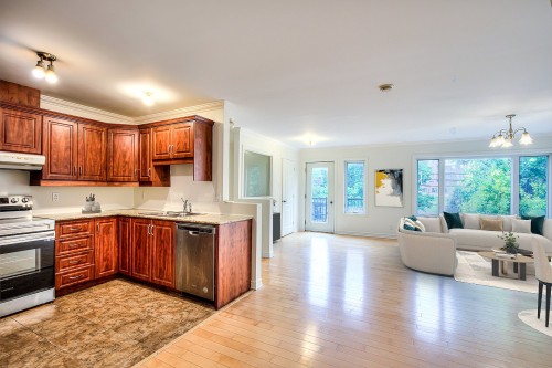 Interior - 6862 Av. Irwin, Montréal (Le Sud-Ouest), QC - Indoor Photo Showing Other Room