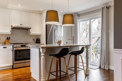 Kitchen - 248 Nassau Street, Beaconsfield, QC - Indoor Photo Showing Kitchen With Upgraded Kitchen