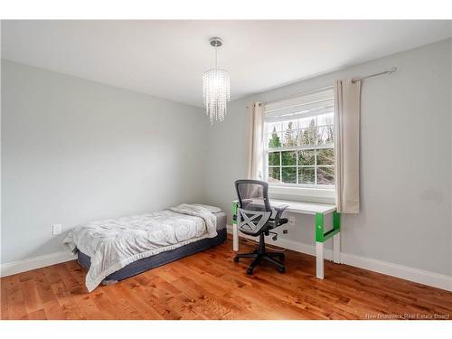 34 Mavis Crt, Fredericton, NB 