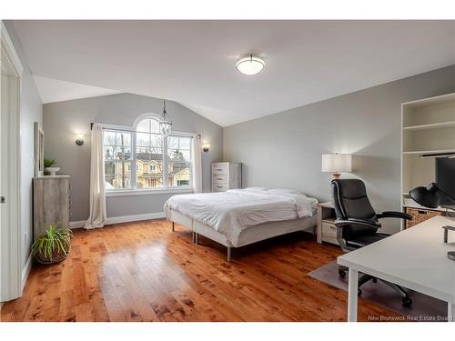 34 Mavis Crt, Fredericton, NB 