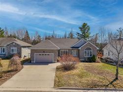 241 Summerhill ROW  Fredericton, NB E3G 0C5