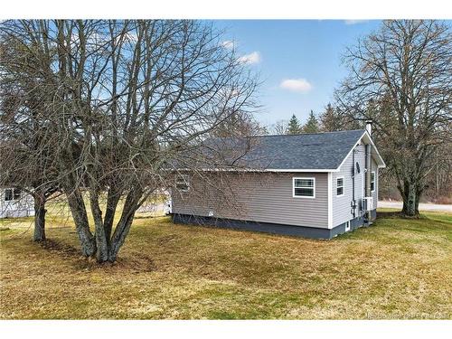 1 Golf Course Rd, Petitcodiac, NB 