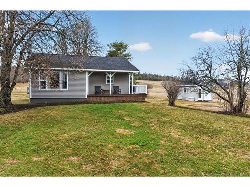 1 Golf Course Rd, Petitcodiac, NB 