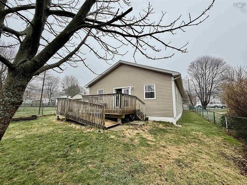 39 Irving Street, Dartmouth, NS 