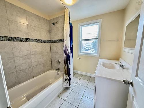 41 Irving Street, Dartmouth, NS 