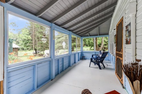 Veranda - 65 Ch. White, Harrington, QC - Outdoor With Deck Patio Veranda With Exterior