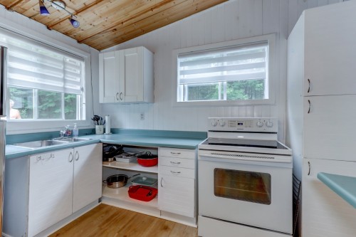 Kitchen - 65 Ch. White, Harrington, QC - Indoor Photo Showing Kitchen