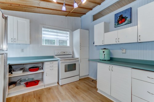 Kitchen - 65 Ch. White, Harrington, QC - Indoor Photo Showing Kitchen