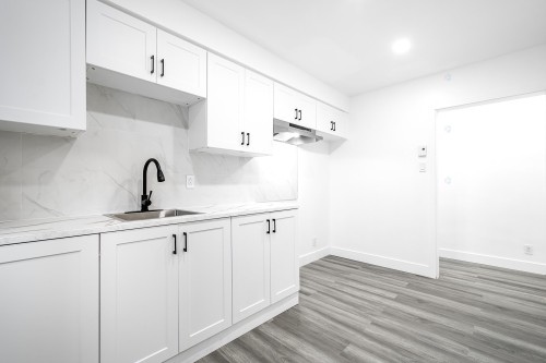 Kitchen - 2-59 Rue René-Philippe, Longueuil (Le Vieux-Longueuil), QC - Indoor Photo Showing Kitchen