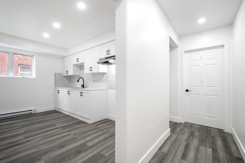 Kitchen - 2-59 Rue René-Philippe, Longueuil (Le Vieux-Longueuil), QC - Indoor Photo Showing Other Room