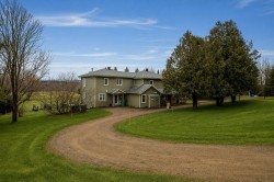 1710Z  - 1712Z Rue Marie-Louise-Vallée  Mont-Tremblant, QC J8E 2K7