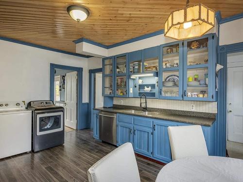 10251 1 Highway, Paradise, NS 