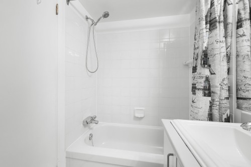 Bathroom - 313-3315 Rue France-Prime, Québec (Sainte-Foy/Sillery/Cap-Rouge), QC - Indoor Photo Showing Bathroom