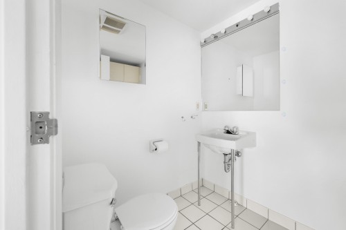 Powder room - 313-3315 Rue France-Prime, Québec (Sainte-Foy/Sillery/Cap-Rouge), QC - Indoor Photo Showing Bathroom