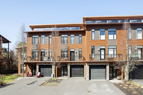 Front of Structure - 97 Av. De L'Hôtel-De-Ville, Bromont, QC - Outdoor With Facade