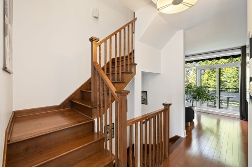 Staircase - 97 Av. De L'Hôtel-De-Ville, Bromont, QC - Indoor Photo Showing Other Room