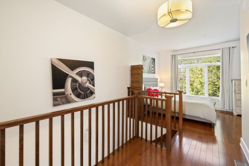 Staircase - 97 Av. De L'Hôtel-De-Ville, Bromont, QC - Indoor Photo Showing Other Room