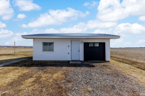 Garage - 534 Ch. St-Emmanuel, Saint-Clet, QC - Outdoor