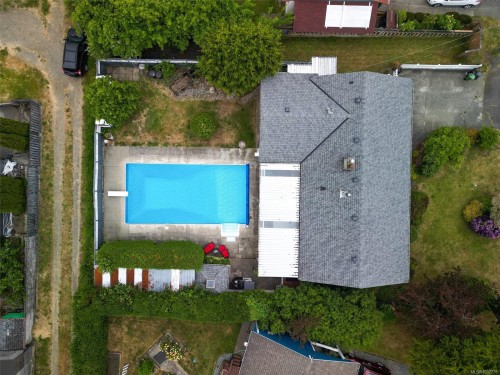 1573 Charlotte St, Crofton, BC 