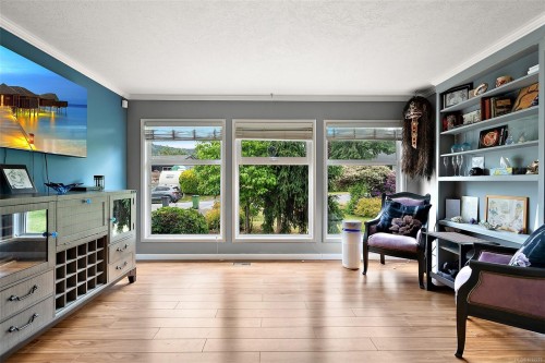 1573 Charlotte St, Crofton, BC 