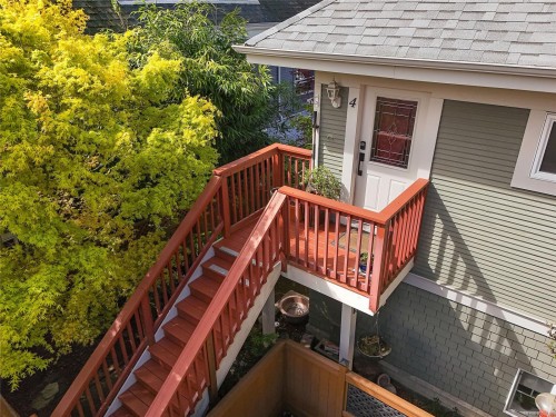 4-2109 Chambers St, Victoria, BC - Outdoor With Exterior