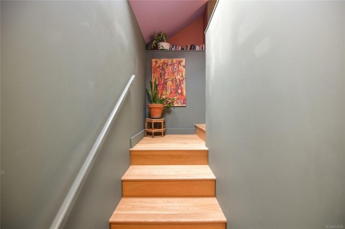 4-2109 Chambers St, Victoria, BC - Indoor Photo Showing Other Room