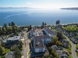 214-5120 Cordova Bay Rd Saanich, BC V8Y 2K5