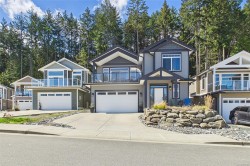 920 Craig Rd Ladysmith, BC V9G 2C4