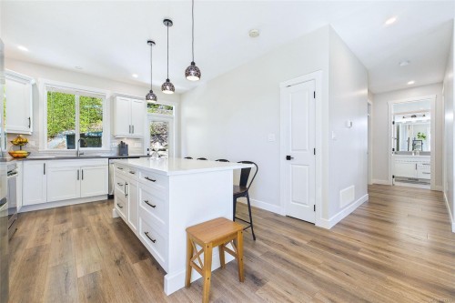 920 Craig Rd, Ladysmith, BC 