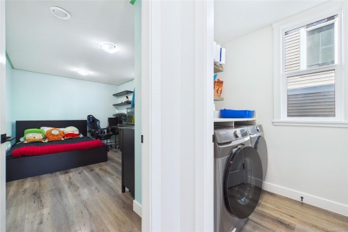920 Craig Rd, Ladysmith, BC 