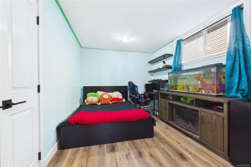 920 Craig Rd, Ladysmith, BC 