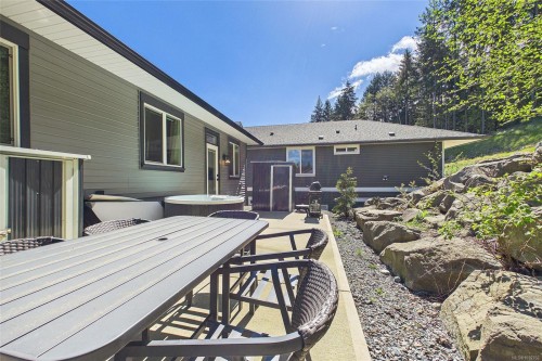 920 Craig Rd, Ladysmith, BC 