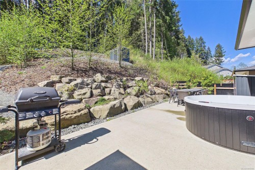 920 Craig Rd, Ladysmith, BC 