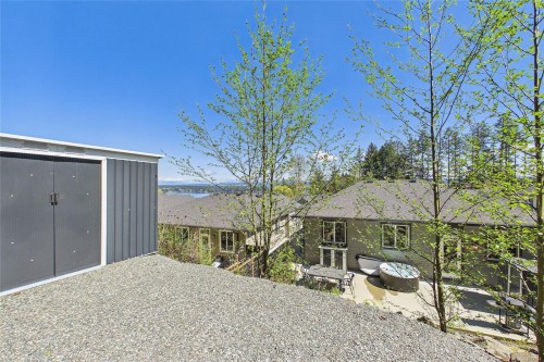 920 Craig Rd, Ladysmith, BC 