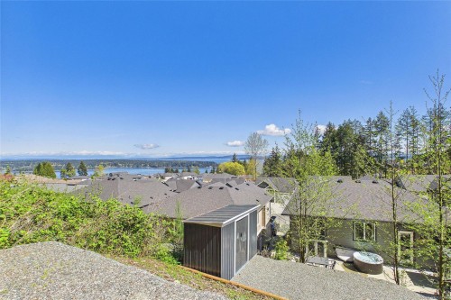 920 Craig Rd, Ladysmith, BC 