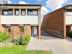 21 - 530 FALGARWOOD DRIVE Oakville, ON L6H 1N3