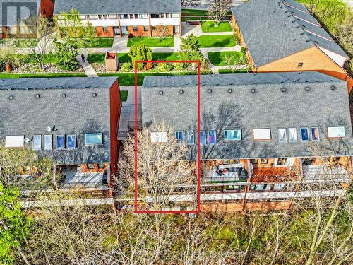 21 - 530 Falgarwood Drive, Oakville, ON - Outdoor