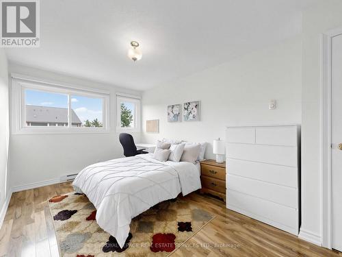 21 - 530 Falgarwood Drive, Oakville, ON - Indoor Photo Showing Bedroom