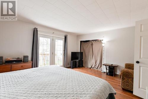 65 First Avenue, St. Thomas, ON - Indoor Photo Showing Bedroom