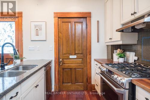 207 Waterloo Street N, Cambridge, ON - Indoor Photo Showing Kitchen With Double Sink