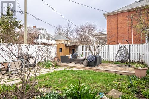 207 Waterloo Street N, Cambridge, ON - Outdoor