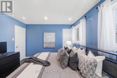 87 Thorp Crescent, Ajax, ON - Indoor Photo Showing Bedroom