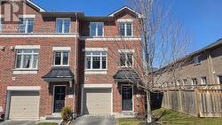 92 MARKHAM TRAIL Clarington, ON L1C 0S4