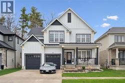 213 FALLOWFIELD Drive  Kitchener, ON N2C 2T7