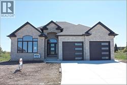 822 MAGNOLIA LANE  Sarnia, ON N7S 0B2