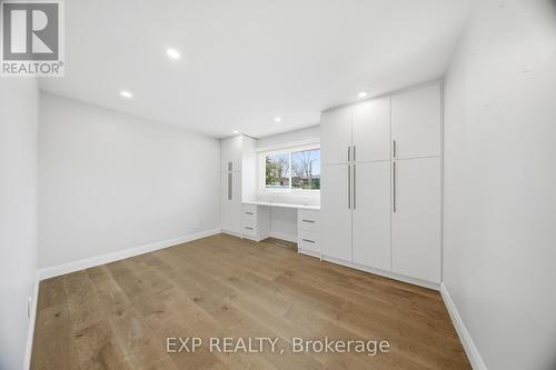 669 Geneva Park Drive, Burlington, ON - Indoor Photo Showing Other Room