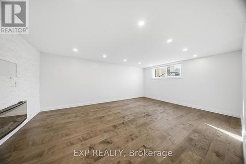 669 Geneva Park Drive, Burlington, ON - Indoor