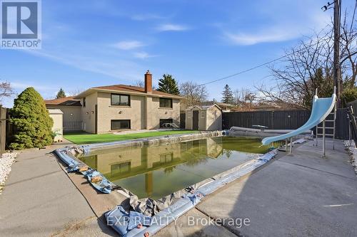 669 Geneva Park Drive, Burlington, ON - Outdoor