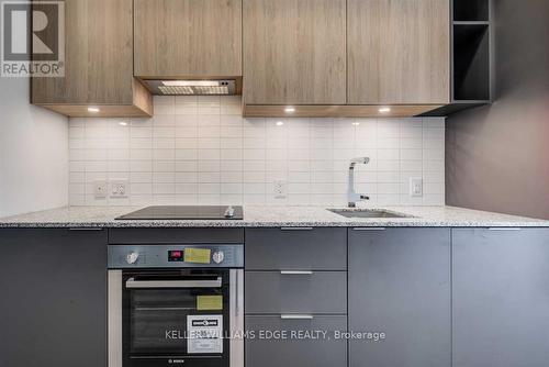 311 - 120 Parliament Street, Toronto, ON - Indoor Photo Showing Kitchen